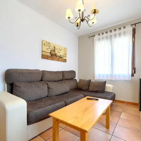With One Bedroom In With Wonderful Mountain View Terrace And Wifi Appartement Gúdar